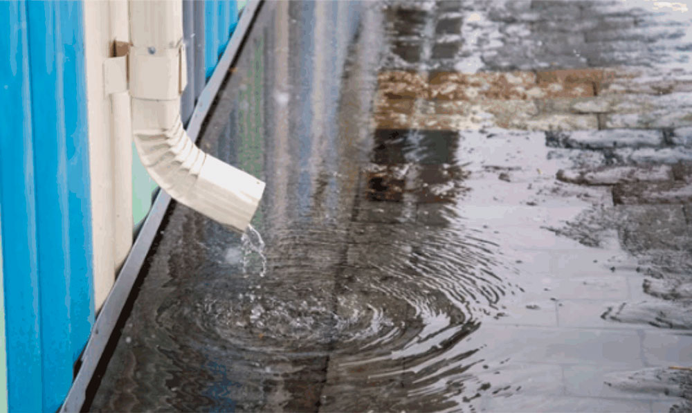 canaleta para desalojar agua estancada