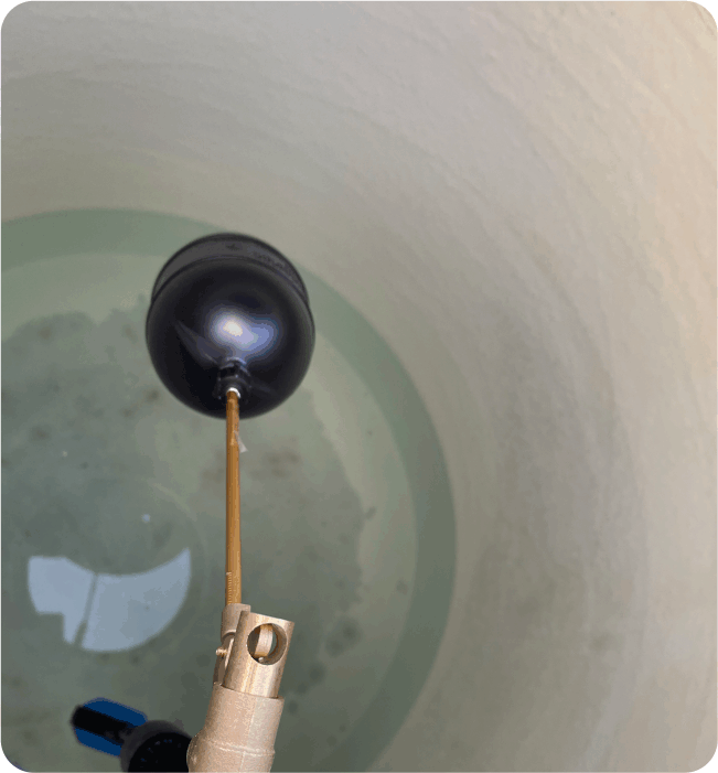 Cisterna limpia después del servicio de lavado de tinacos en Tepotzotlán