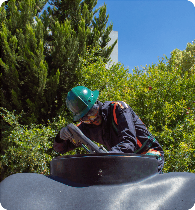 Lavado de tinacos en Tlalnepantla