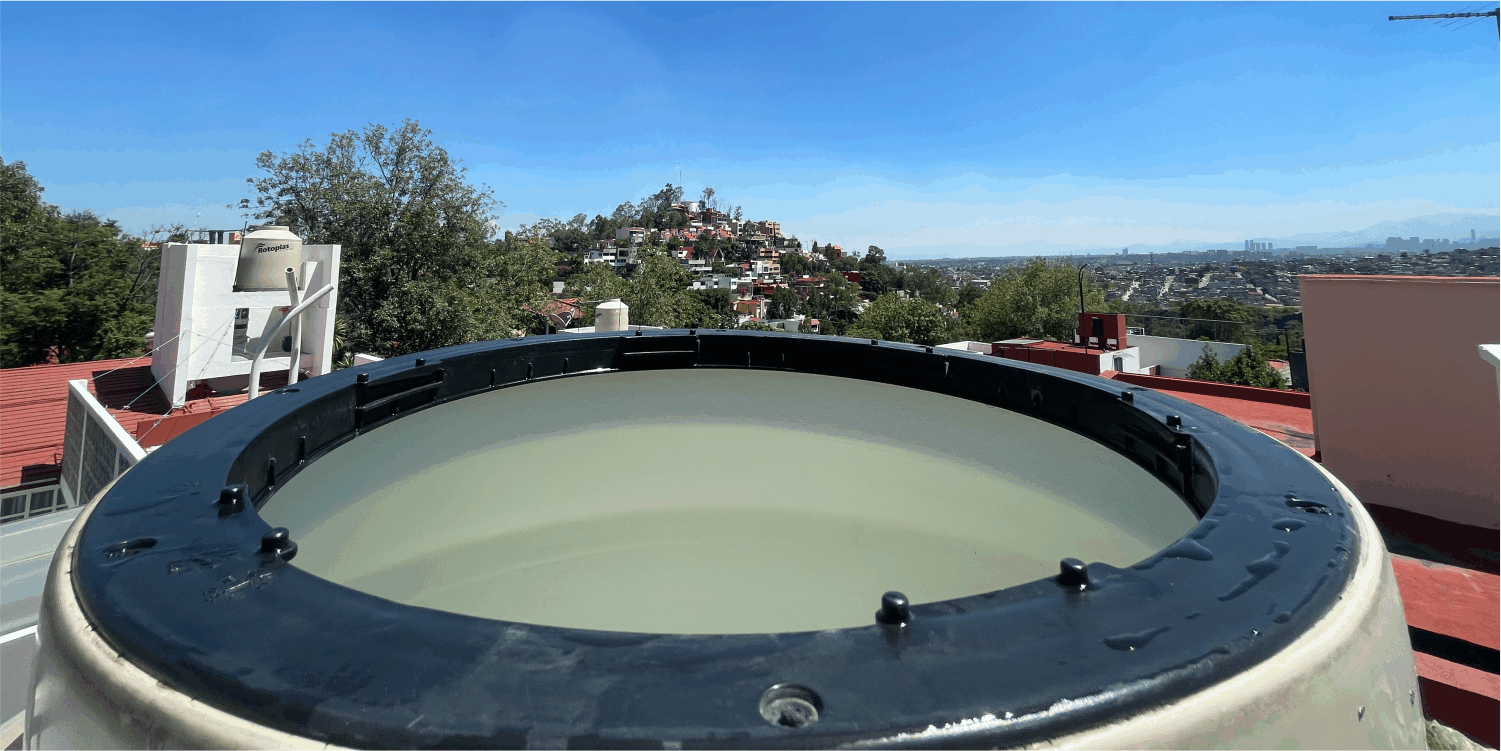 Tinaco limpio despues de realizado el lavado de tinacos en Cuajimalpa