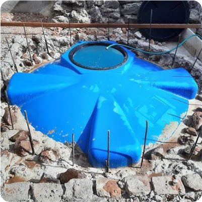 Cisterna prefabricada antes de la limpieza de cisternas en CDMX y EDOMEX