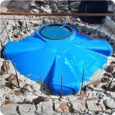 Cisterna prefabricada antes de la limpieza de cisternas en CDMX y EDOMEX